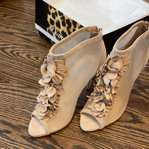 Diane b. Milano mesh flower bootie size 38 - Picture 2 of 6